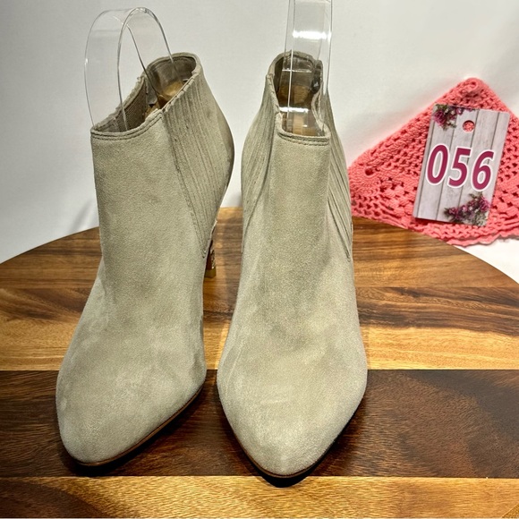 Coach Dovelyn Suede Snakeskin Heeled Ankle Booties Gray Size 8 - Picture 2 of 9